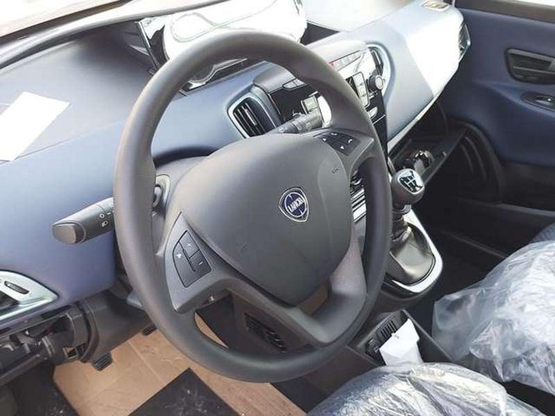 Lancia Ypsilon 1.0 FireFly Hybrid Oro