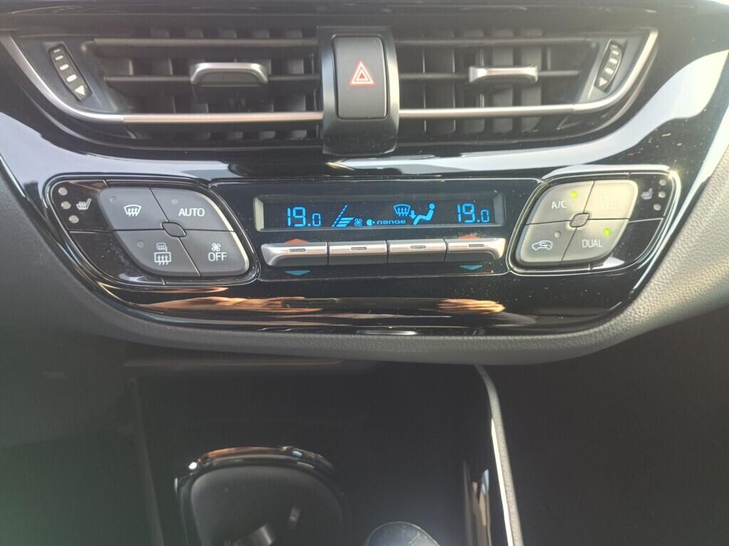 Toyota C-HR 1.8 Hybrid E-CVT Lounge