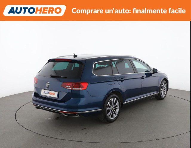 VOLKSWAGEN Passat Variant 2.0 TDI SCR 200 CV DSG Executive