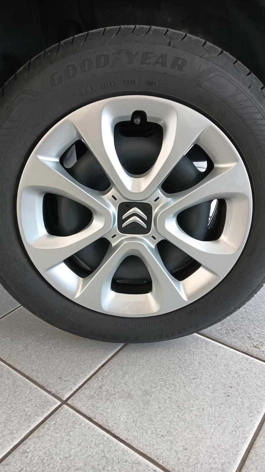 Citroen C3 BlueHDi 100 S&S Shine Pack