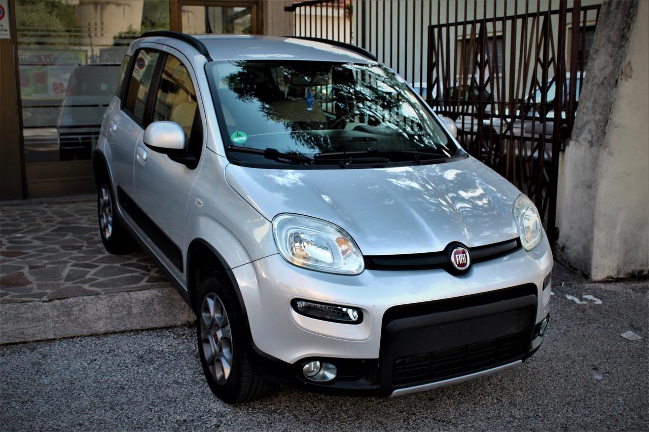 Fiat Panda 0.9 TwinAir Turbo S&S 4x4 Gancio Traino