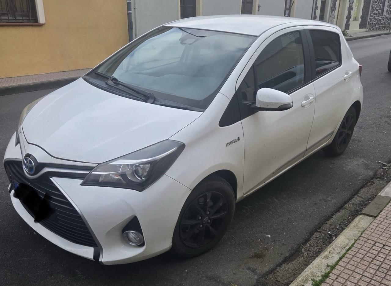 Toyota Yaris 1.0 5 porte Lounge