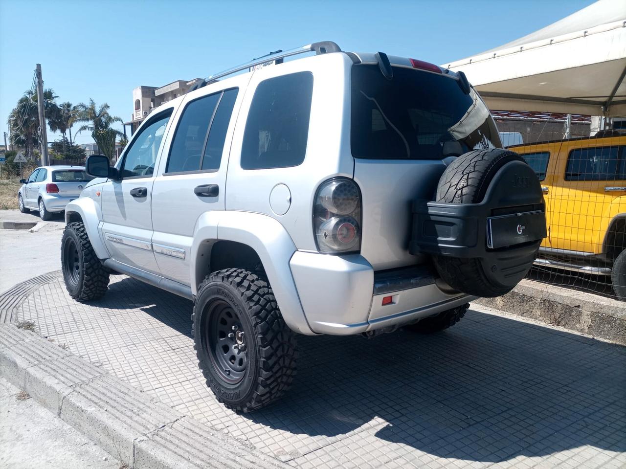 Jeep Cherokee 2.8 CRD