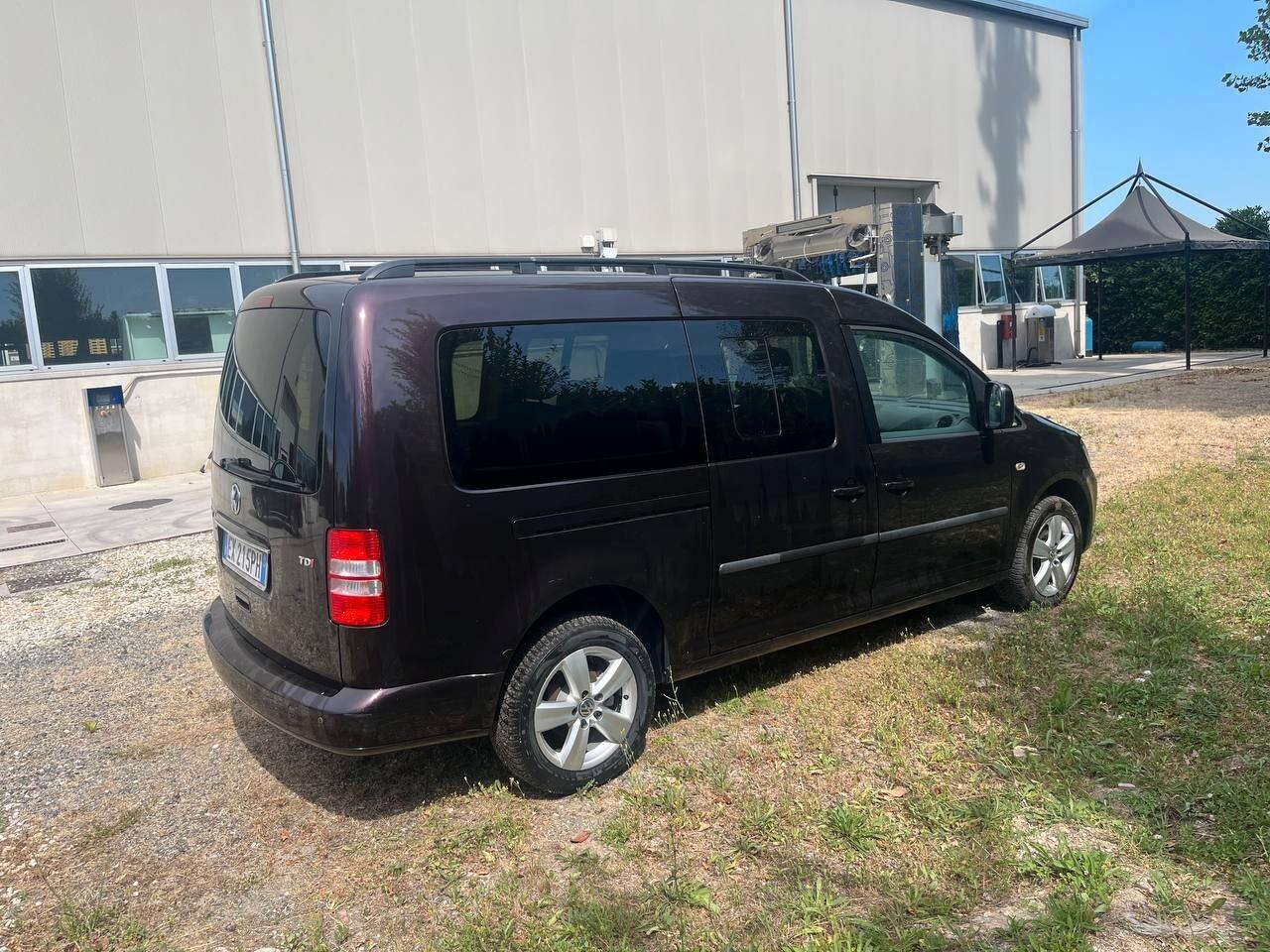 Volkswagen Caddy Maxi 1.6 TDI 102 CV DSG 5p. Trendline