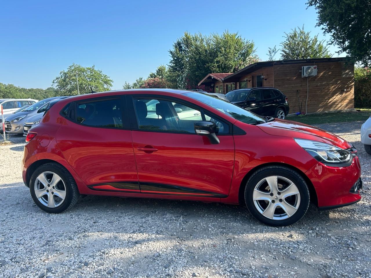 Renault Clio 1.2 75CV 5 porte Live neopatentati permute