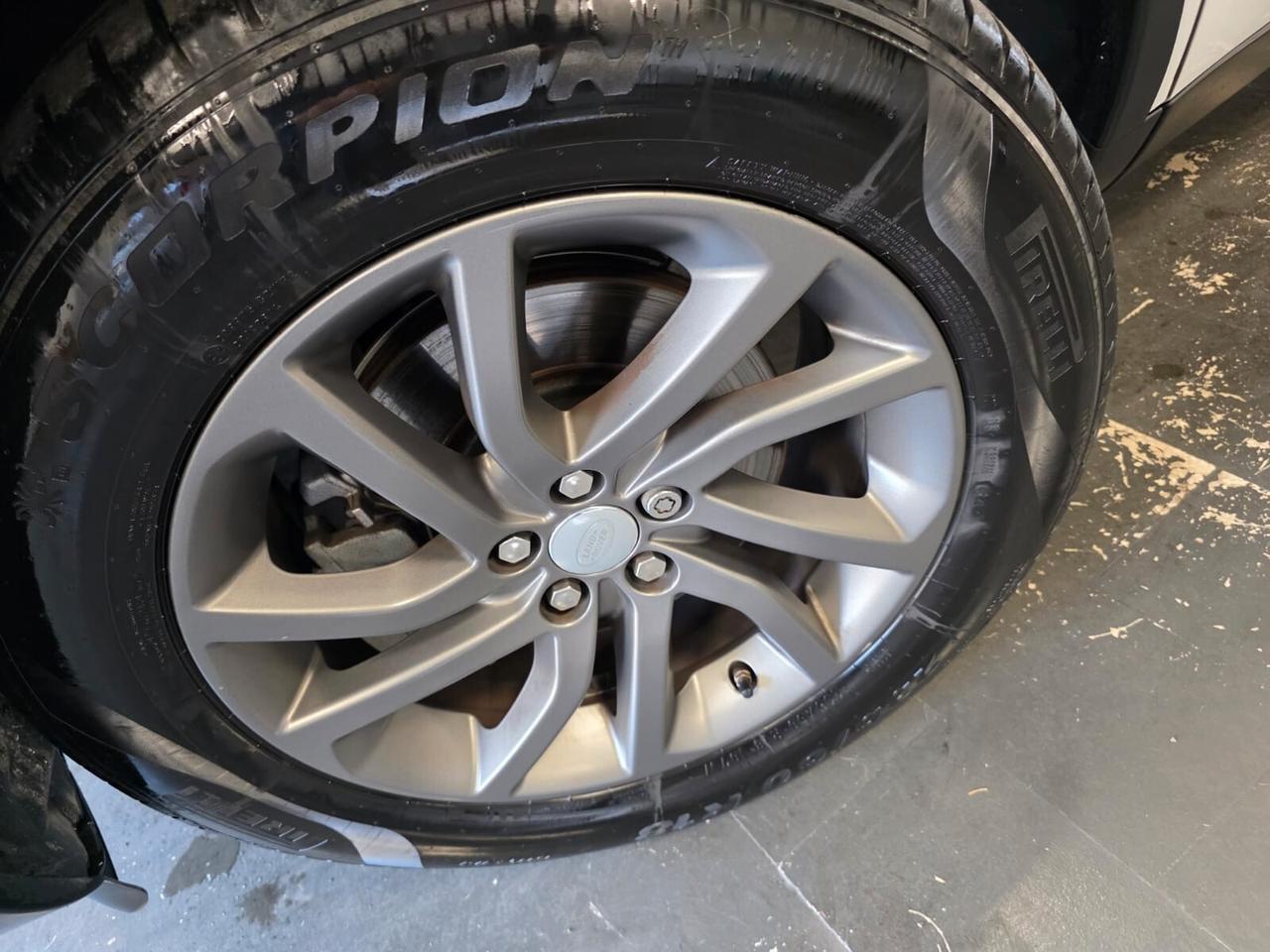 Land Rover Discovery Sport 2.0 TD4 150 CV SE