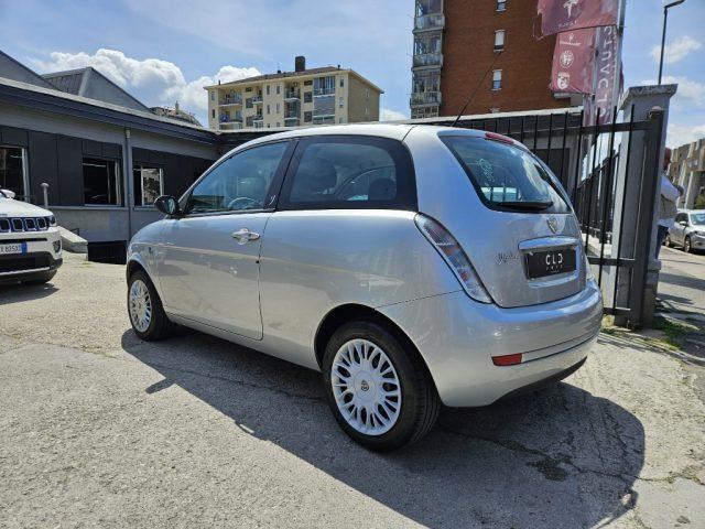 LANCIA Ypsilon 1.4 Argento