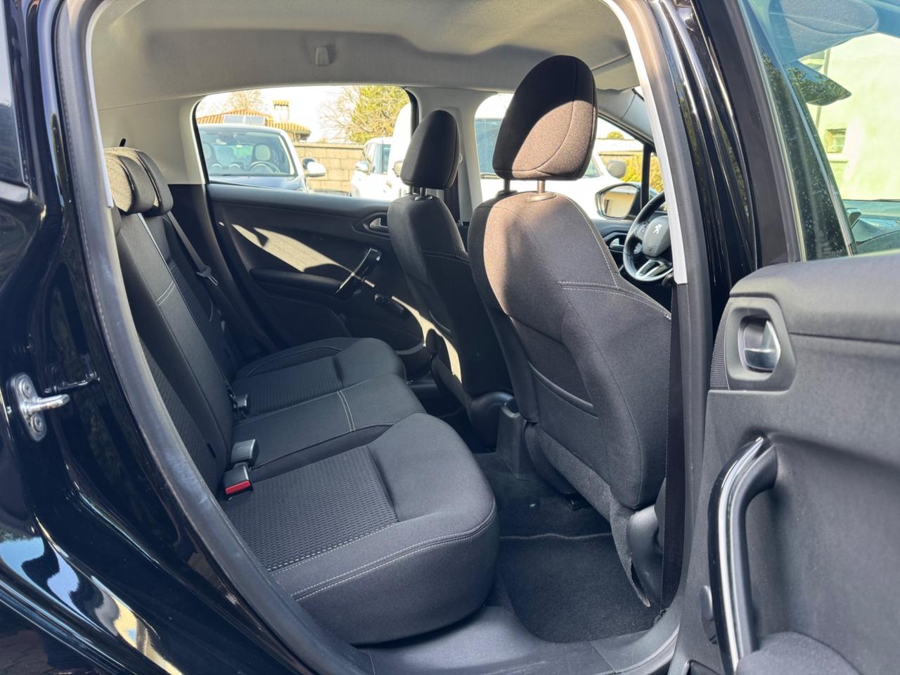 Peugeot 208 PureTech 82 Stop&Start 5 porte Allure