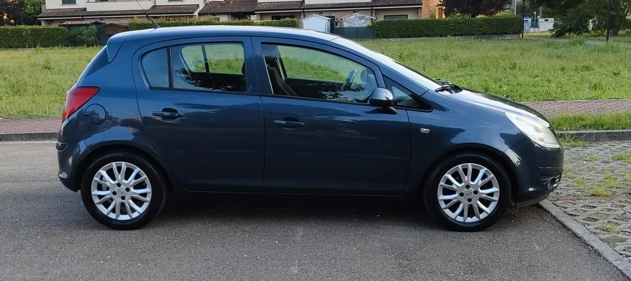Opel Corsa 1.2 80CV 5 porte GPL-TECH Enjoy