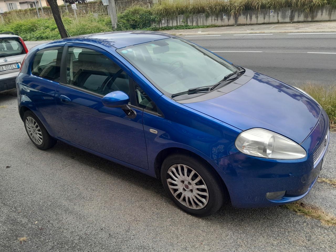 Fiat Grande Punto Grande mjt neopatentati