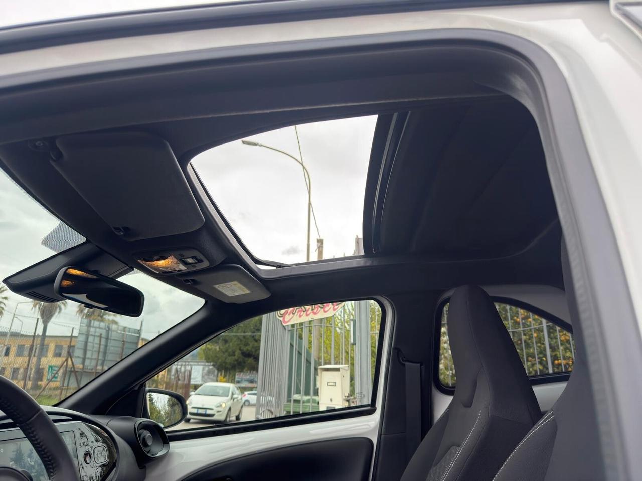 Toyota Aygo X 1.0 5porte Trend Air Automatica