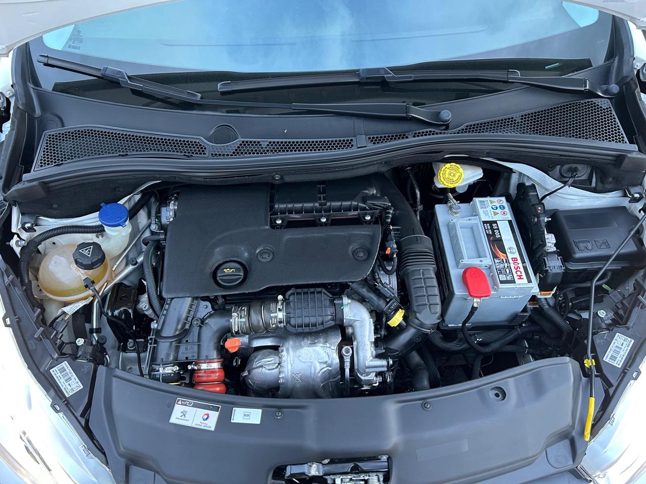 Peugeot 208 BlueHDi 75 S&S AUTOCARRO N1