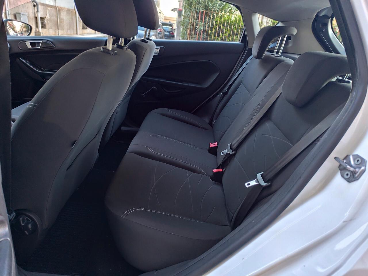 Ford Fiesta 1.5 TDCi 75CV DIESEL Business