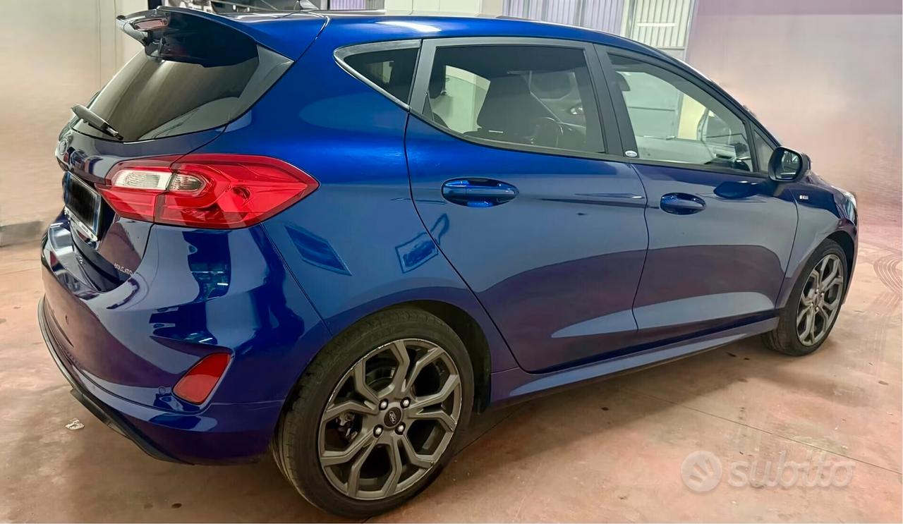 Ford Fiesta 1.5 TDCi 75CV 5 porte ST-Line