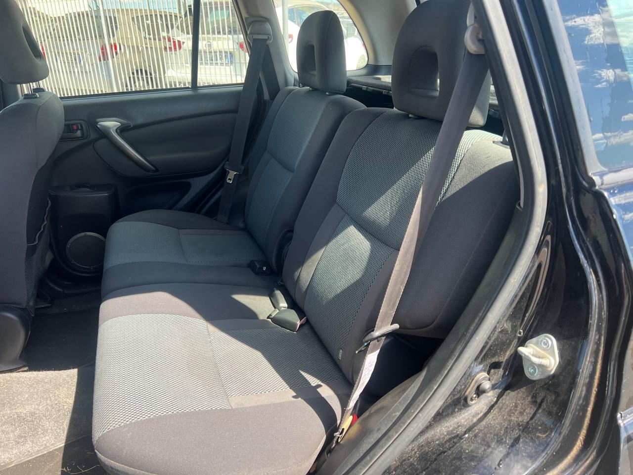 Toyota RAV 4 RAV4 2.2 D-4D 136 CV Sol