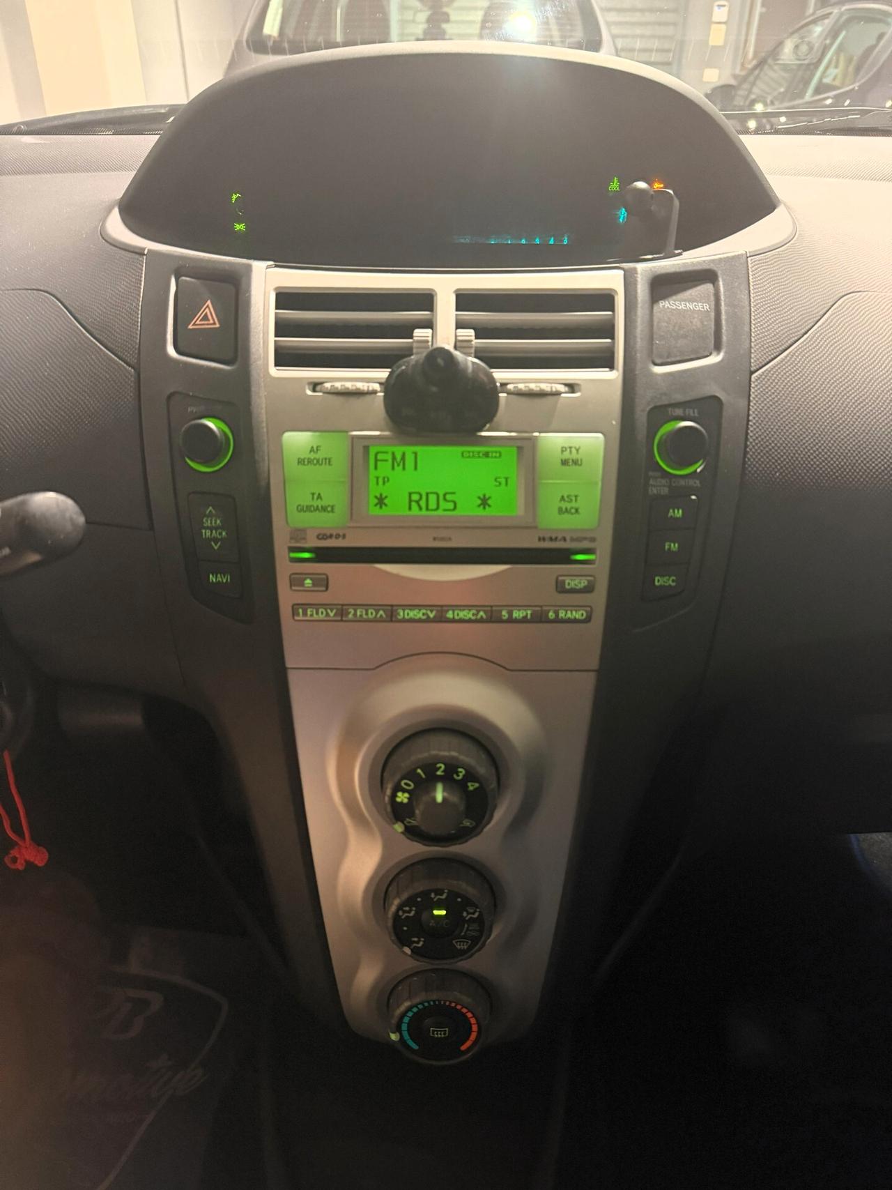 TOYOTA YARIS 1.4 D4D 5 PORTE BLUETHOOT