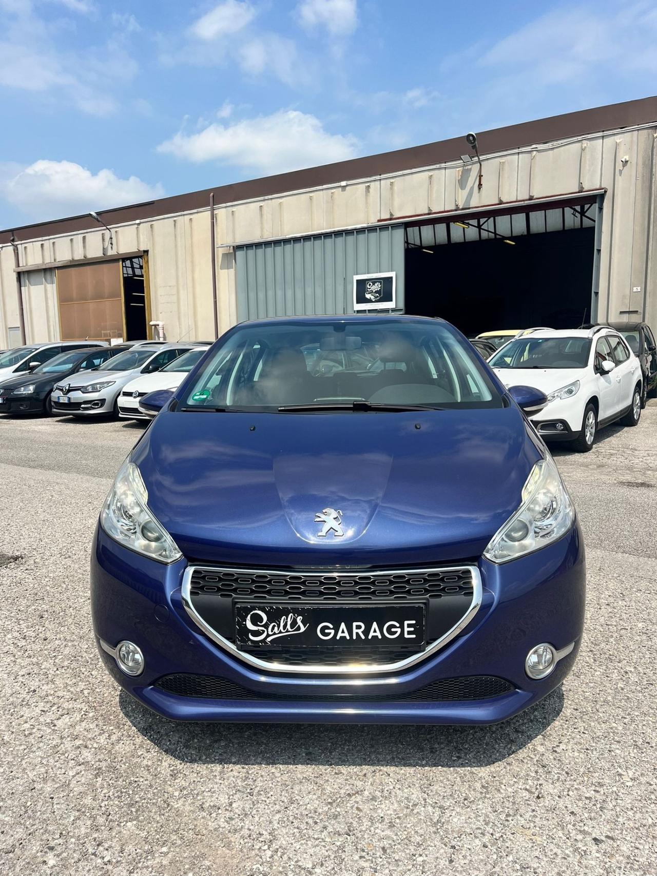 Peugeot 208 1.2 Neopatentati