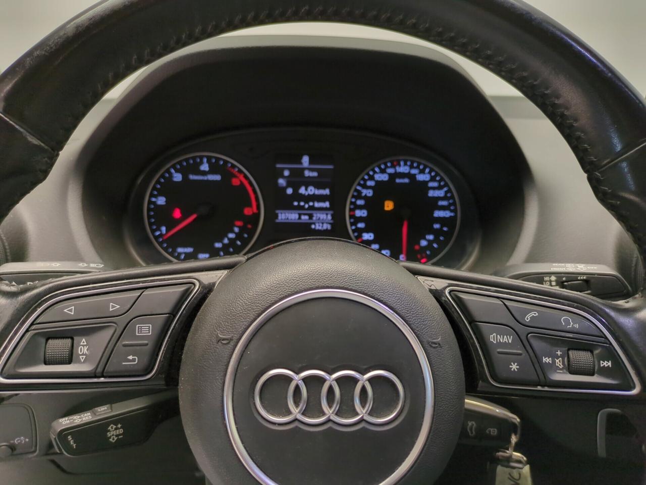 Audi Q2 1.6 TDI 116 CV Design- MANUALE
