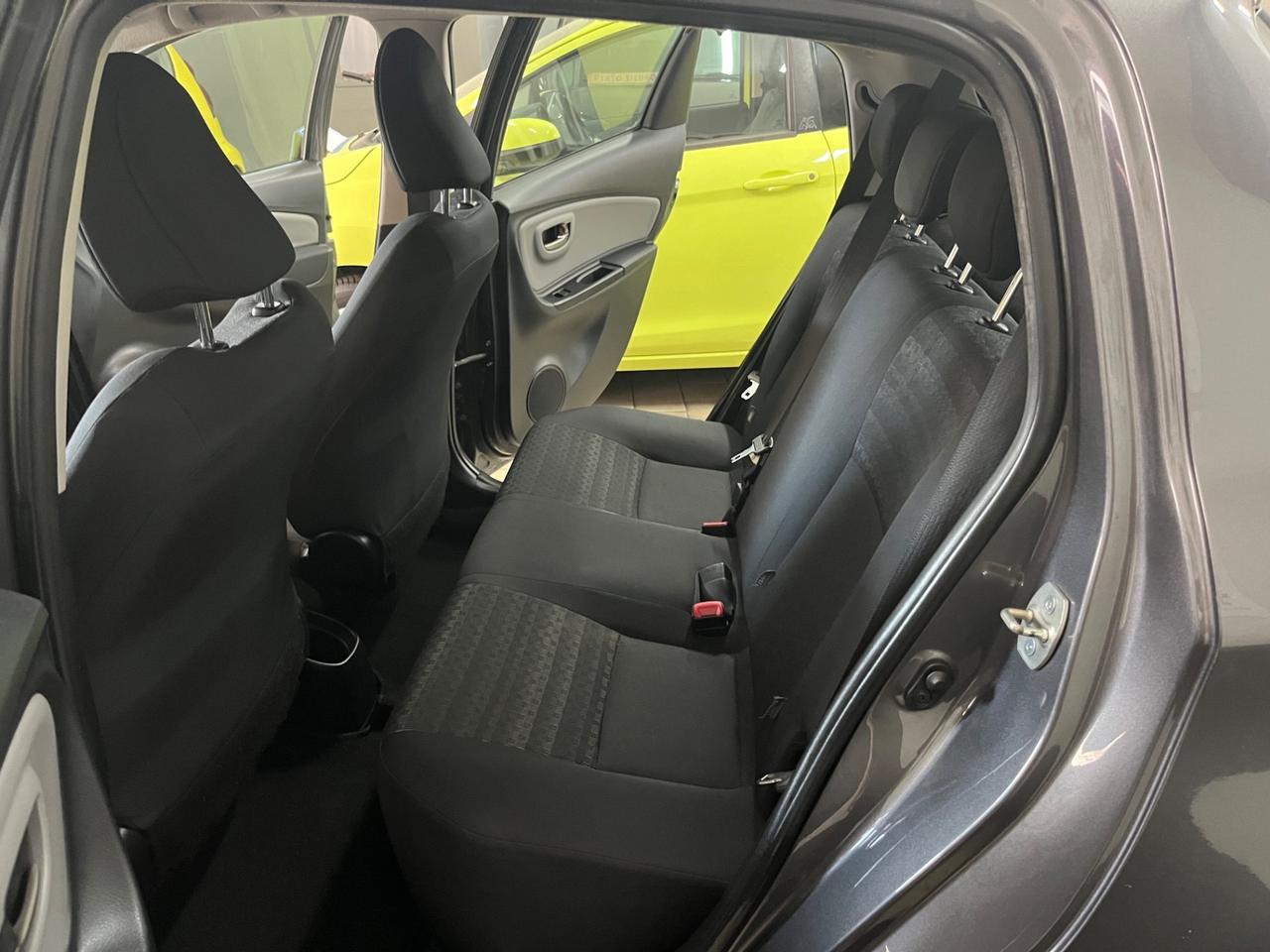 Toyota Yaris 1.0 5 porte Lounge gpl 2016