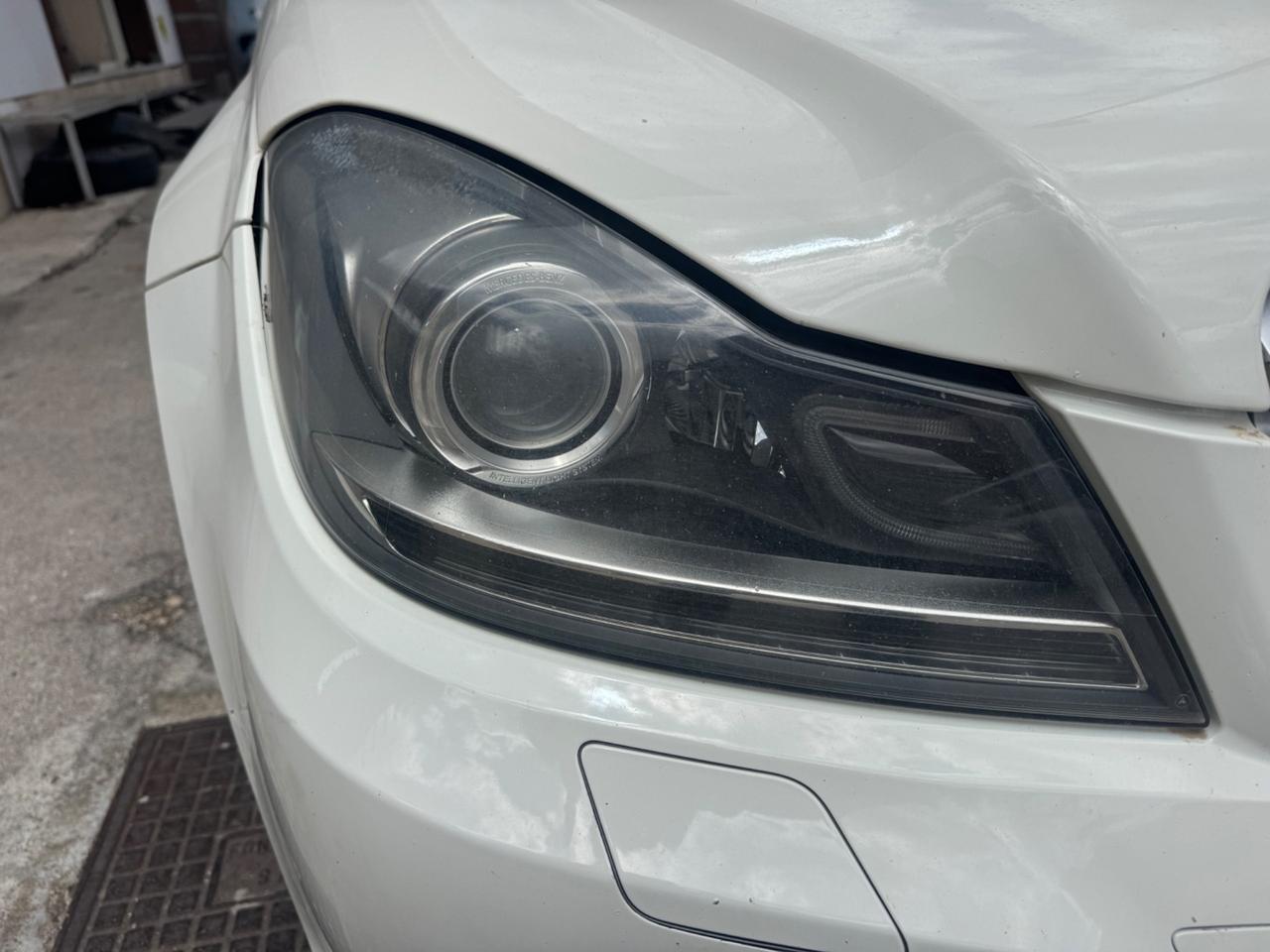 Mercedes-benz C 220 CDI BlueEFFICIENCY Avantgarde