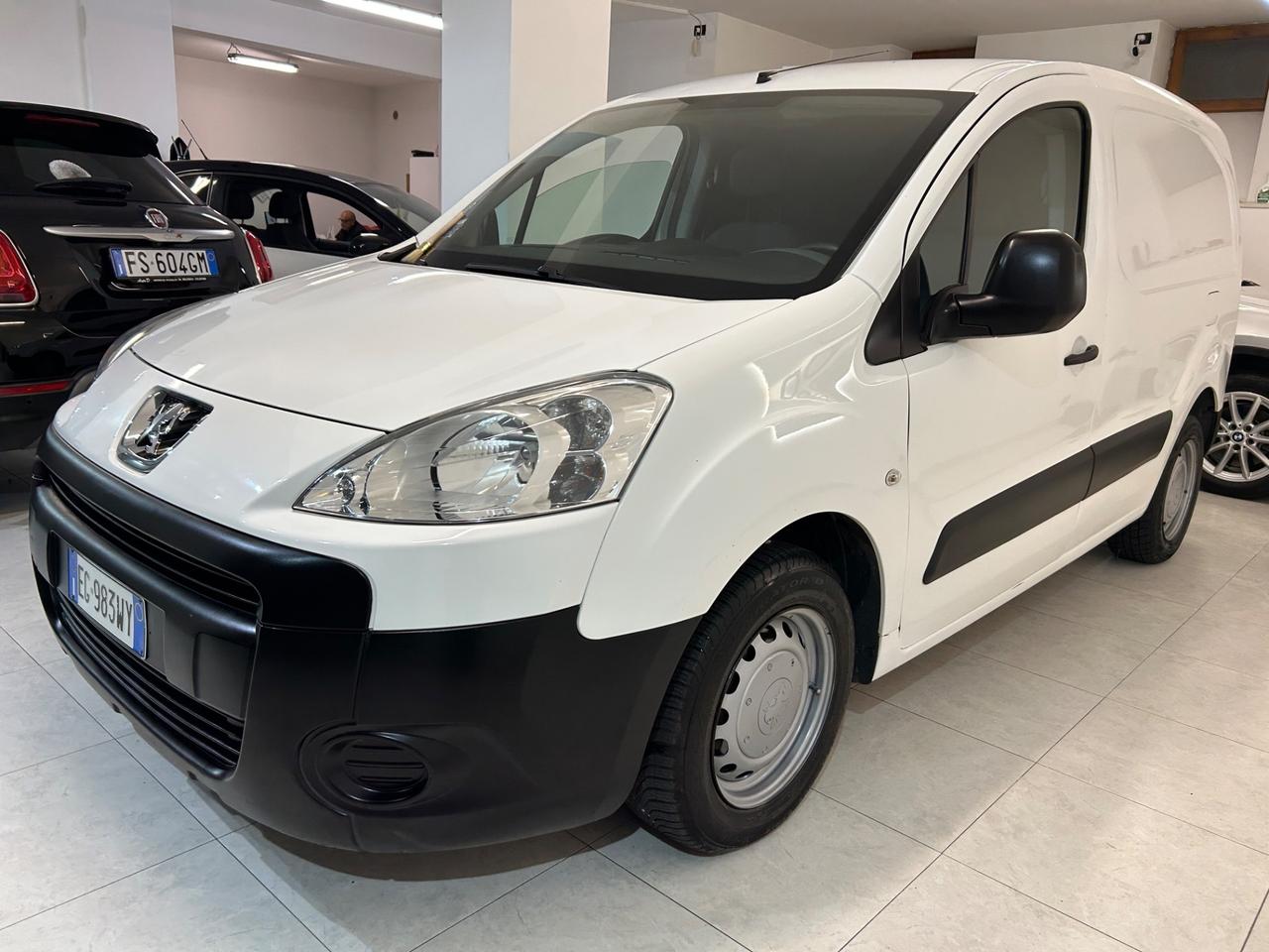 Peugeot partner 1.6hdi 66kw 2011