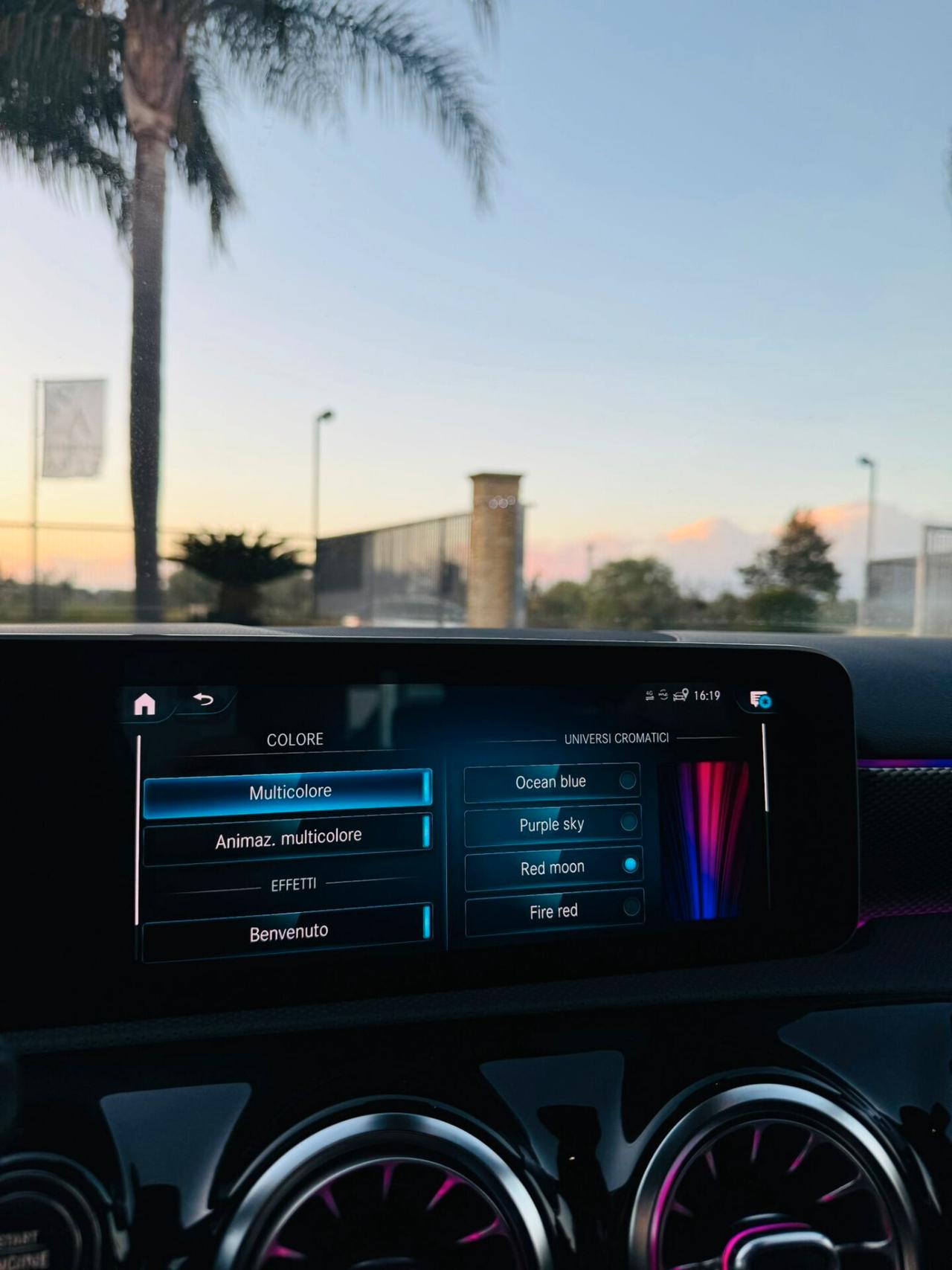 Mercedes-benz A 180d Automatic Sport Plus Led Ambient