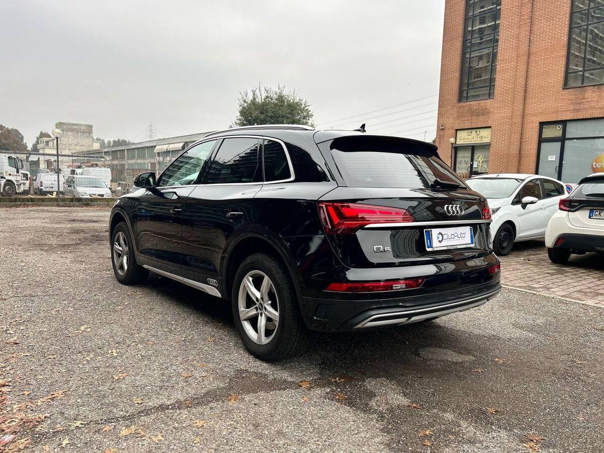 Audi Q5 40 2.0 tdi mhev 12V Business Advanced quattro s-tronic