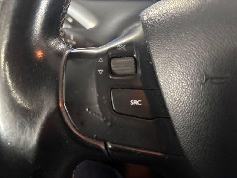 Peugeot 2008 BlueHDi 100 Black Matt