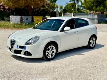 Alfa Giulietta 1.6 JTDm-2 euro5 neopatentati UNIPROPRIETÀ