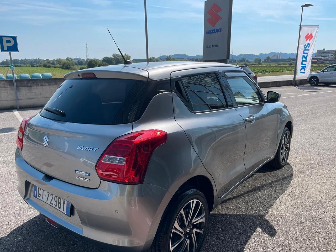 Suzuki Swift 1.2 Hybrid 4WD AllGrip Top