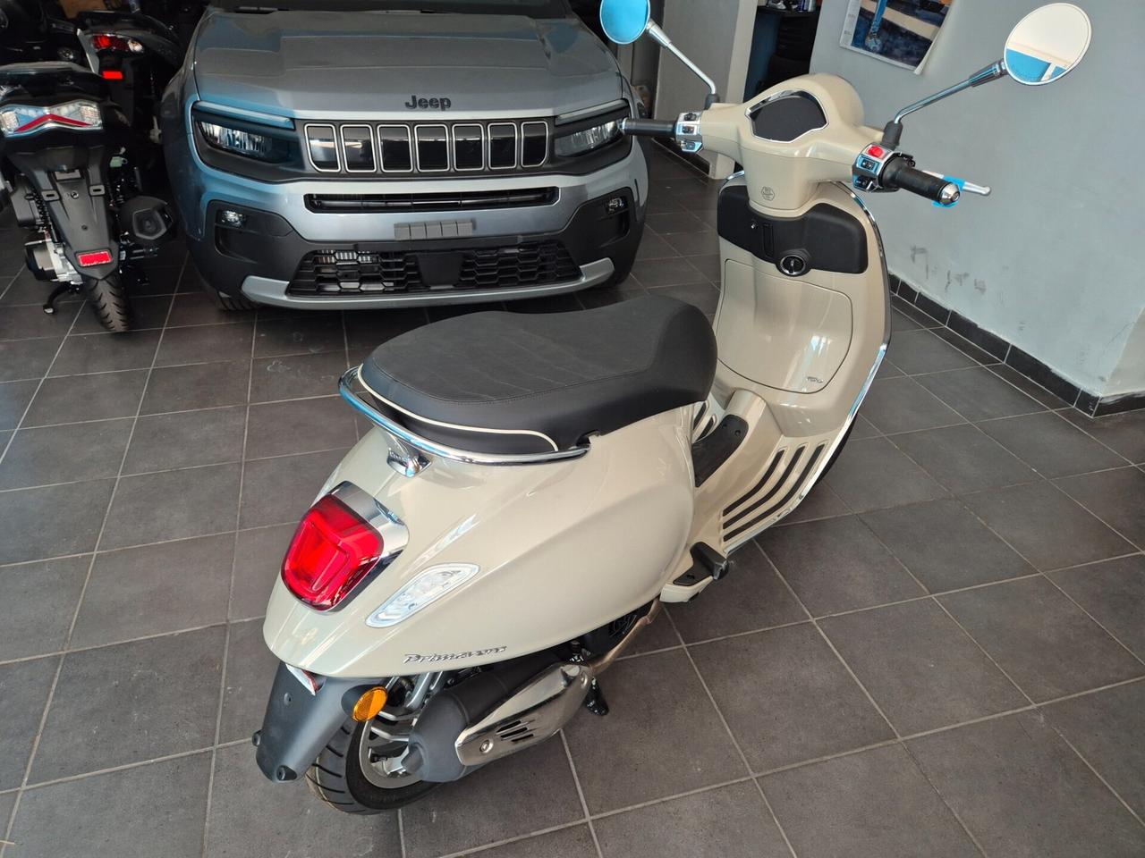 Vespa primavera