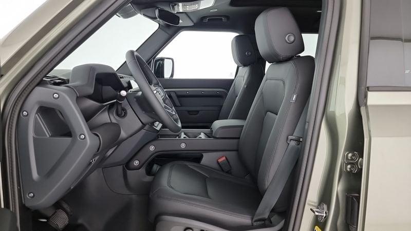 Land Rover Defender 110 3.0D I6 200 CV AWD Auto X-Dynamic SE