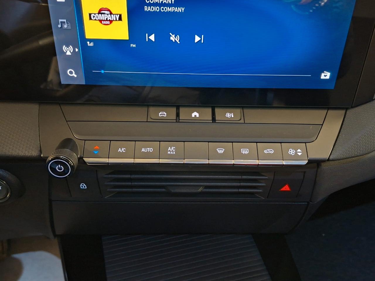 Opel Astra 1200 Turbo 110CV Edition Sports Tourer Km. 0