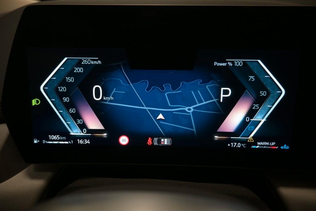 BMW 218D ACTIVE TOURER 136CV STEPTRONIC BUSINESS ( FARI LED - CURVED DISPLAY - AMBIENT LIGHTS - NAVI - MIRROR - PARK ASSISTANT - TELECAMERA POST. )