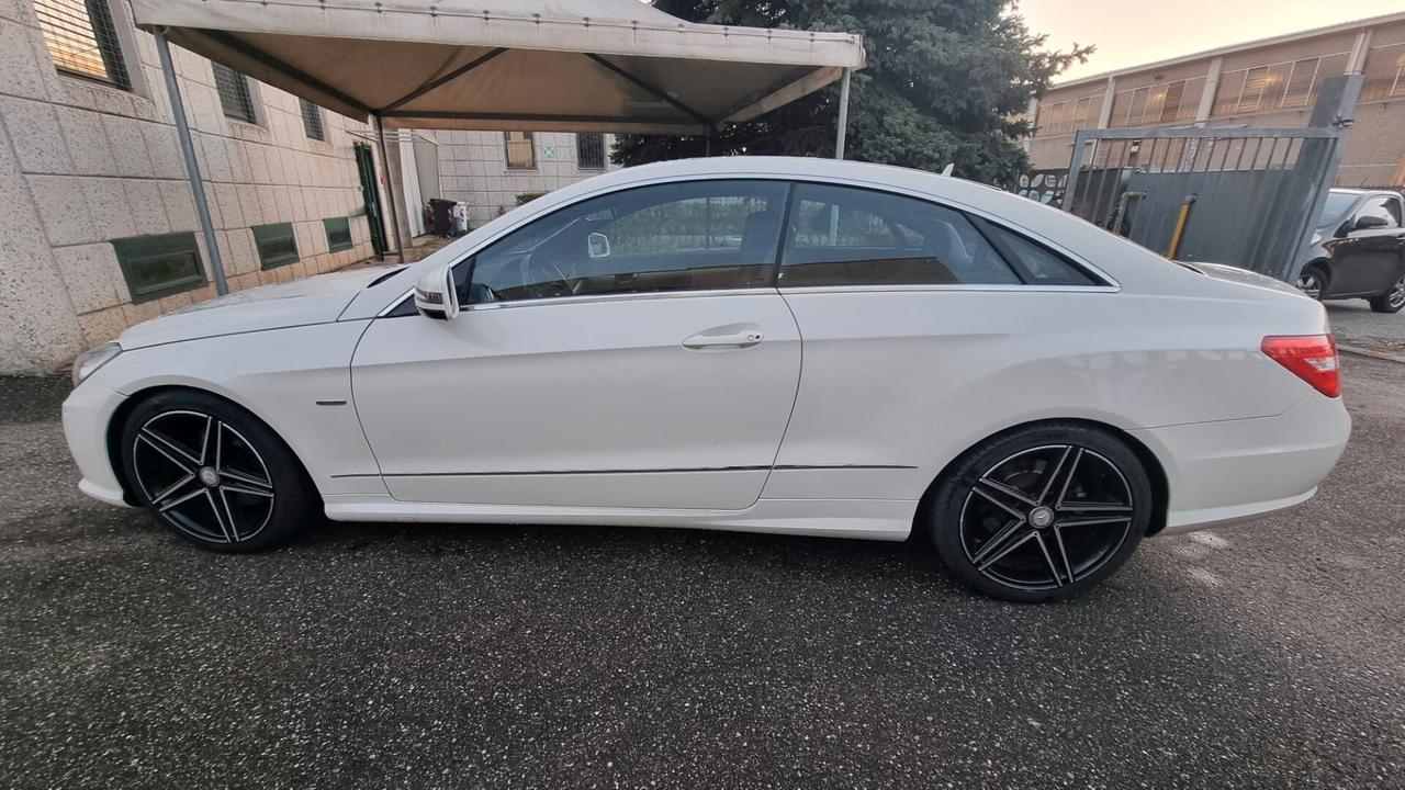 Mercedes-benz E 250 220 CDI BlueEFFICIENCY Avantgarde