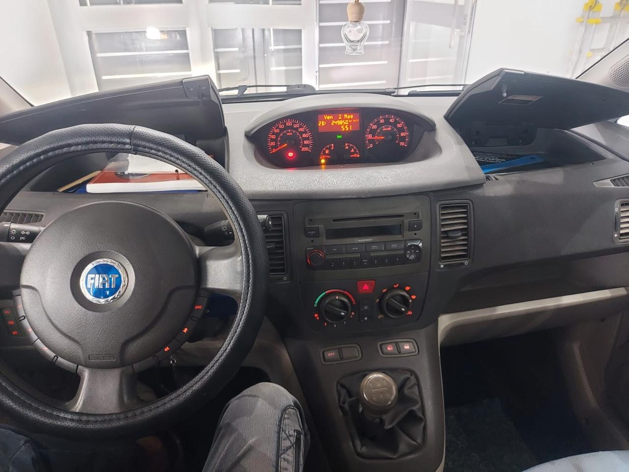 Fiat Idea 1.3 Multijet 16V Emotion 69CV
