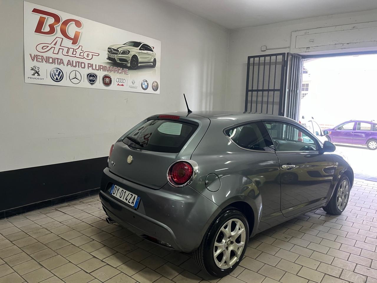 Alfa Romeo MiTo 1.6 JTDm 16V Distinctive 2009