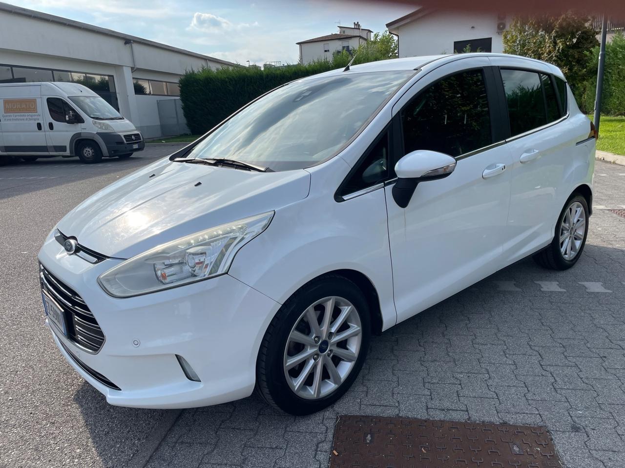 Ford B-Max 1.0 benzina anno 2015 pronta al uso