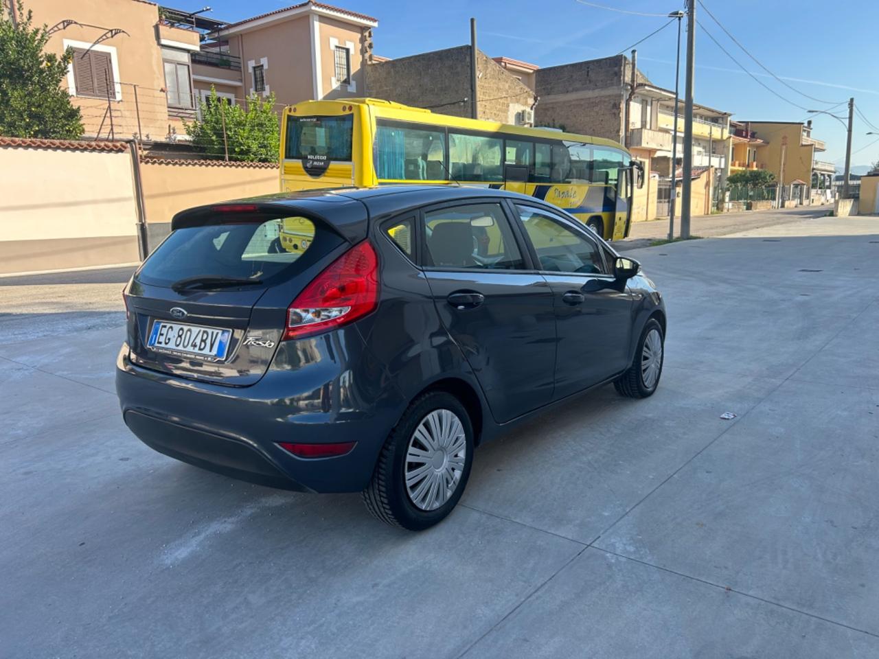 Ford Fiesta 1.2 82 CV 5 porte GPL