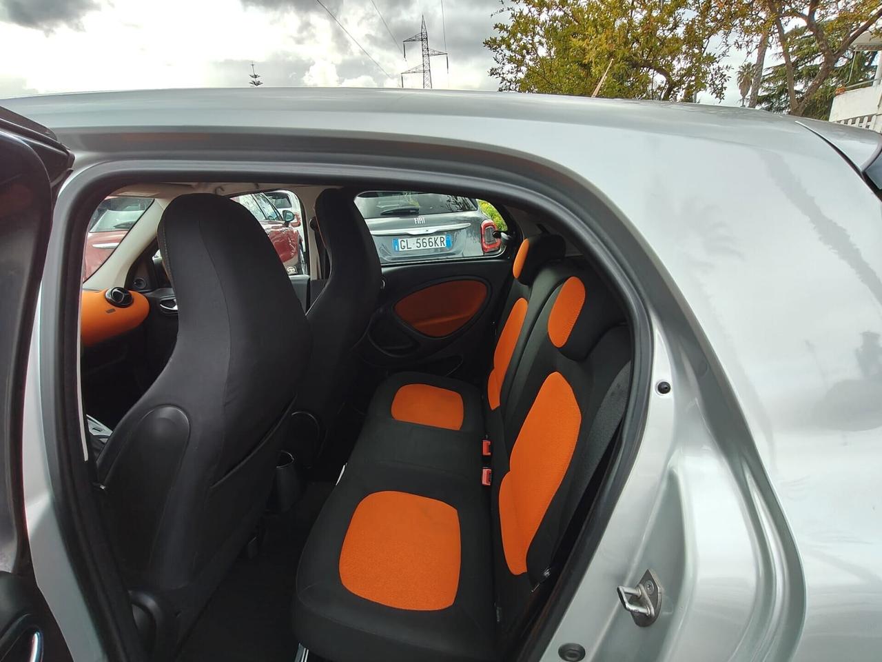 Smart Forfour Bi-Color Tetto SUPERFASHION 70 1.0 Youngster