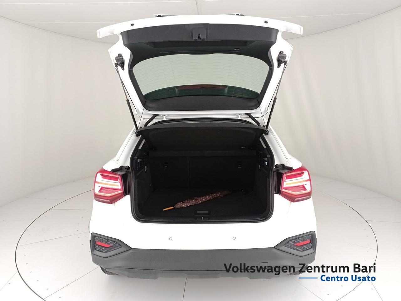 Audi Q2 30 2.0 tdi business s-tronic