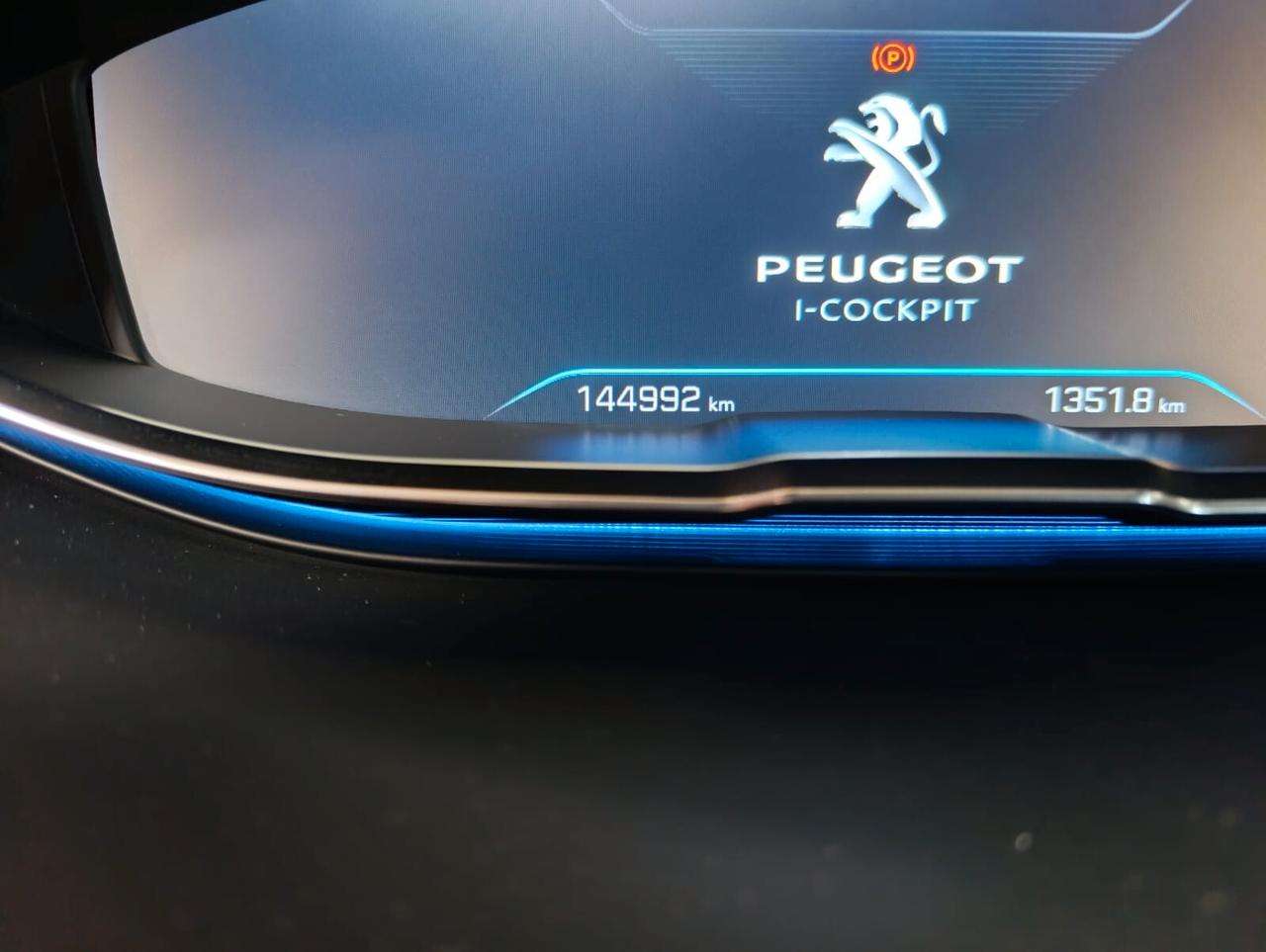 Peugeot 3008 del 2018 - AUTOMATICA 140.000 km -