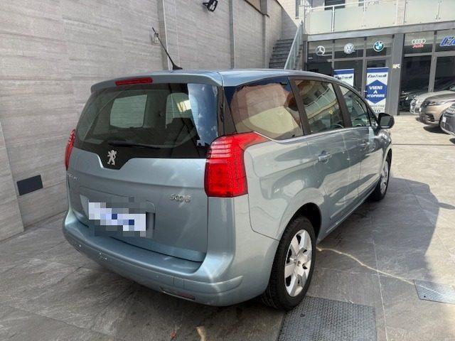 PEUGEOT 5008 1.6 VTi 120CV Tecno 7 POSTI