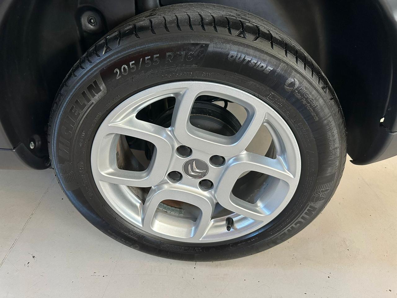 Citroen C4 Cactus BlueHDi 100 S&S Shine