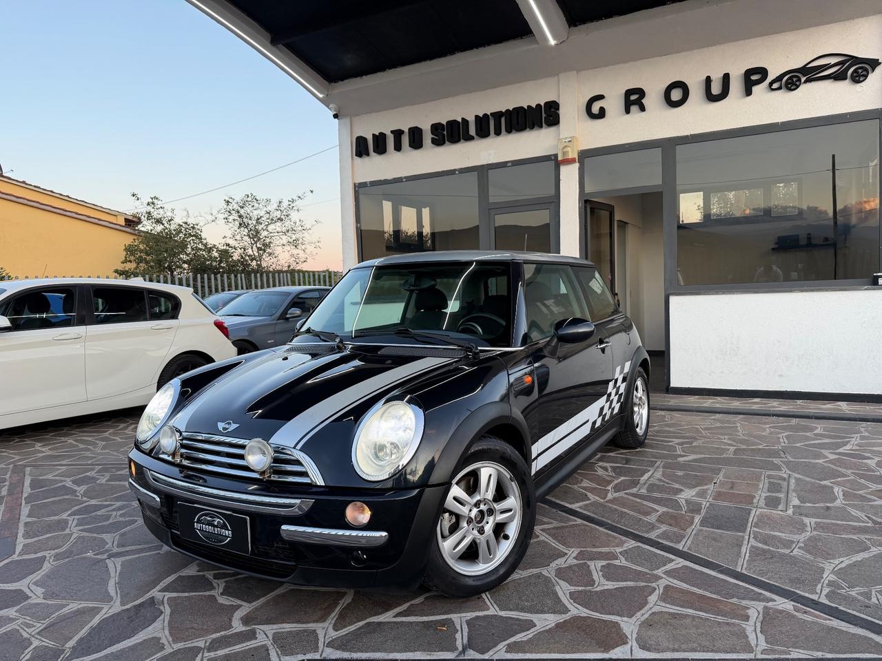 Mini 1.4 tdi One D 75cv de luxe okneopatentati