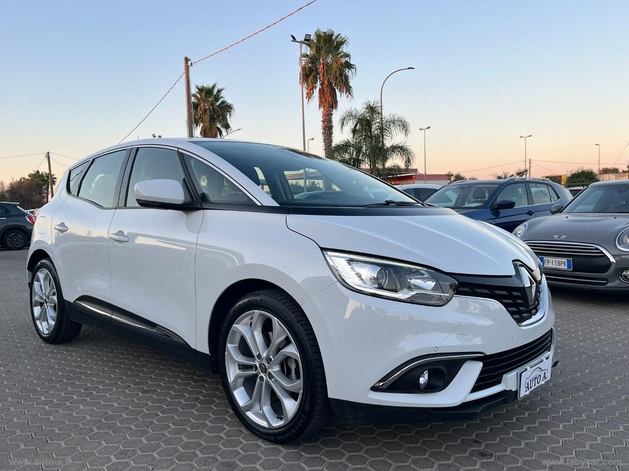 RENAULT Scénic Blue dCi 120 CV Business