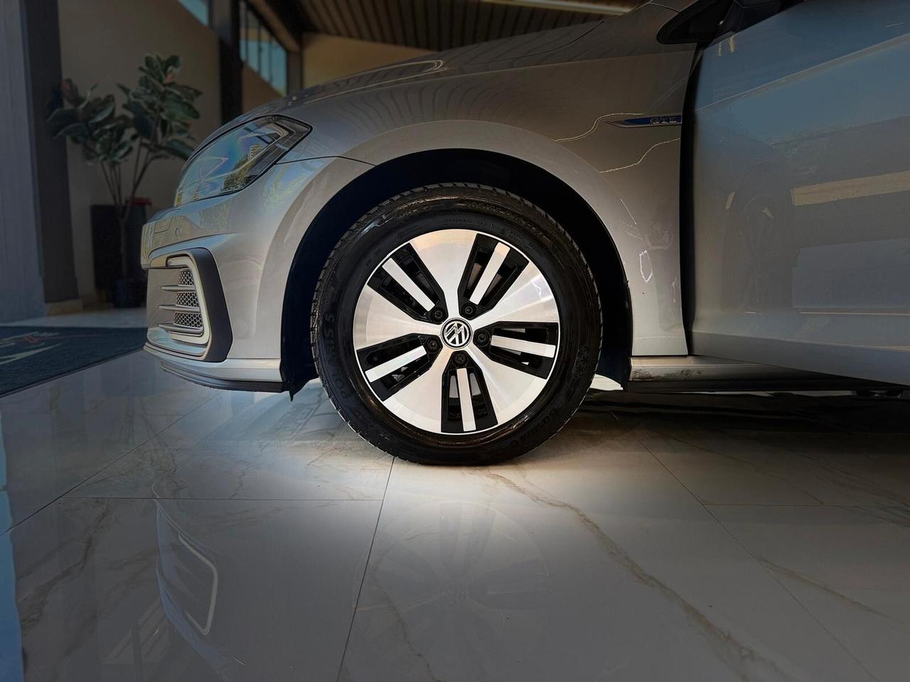 Volkswagen Golf 5p 1.4 tsi Gte plug in Hybrid dsg