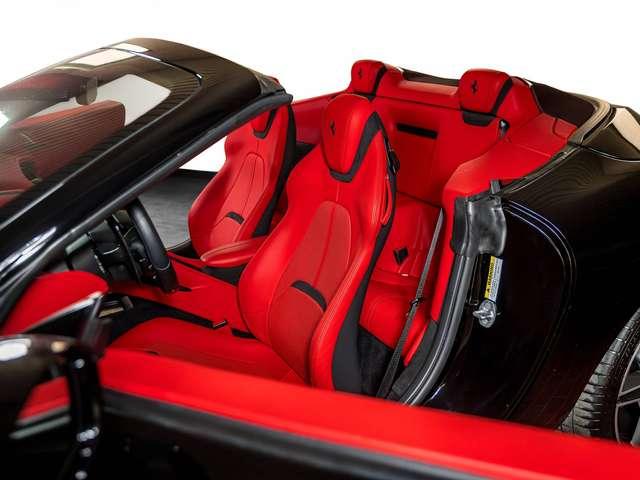 Ferrari Roma Spider