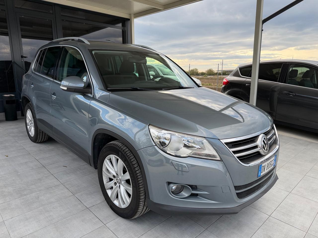 Volkswagen Tiguan 2.0 16V TDI DPF tiptronic Sport & Style (18°)