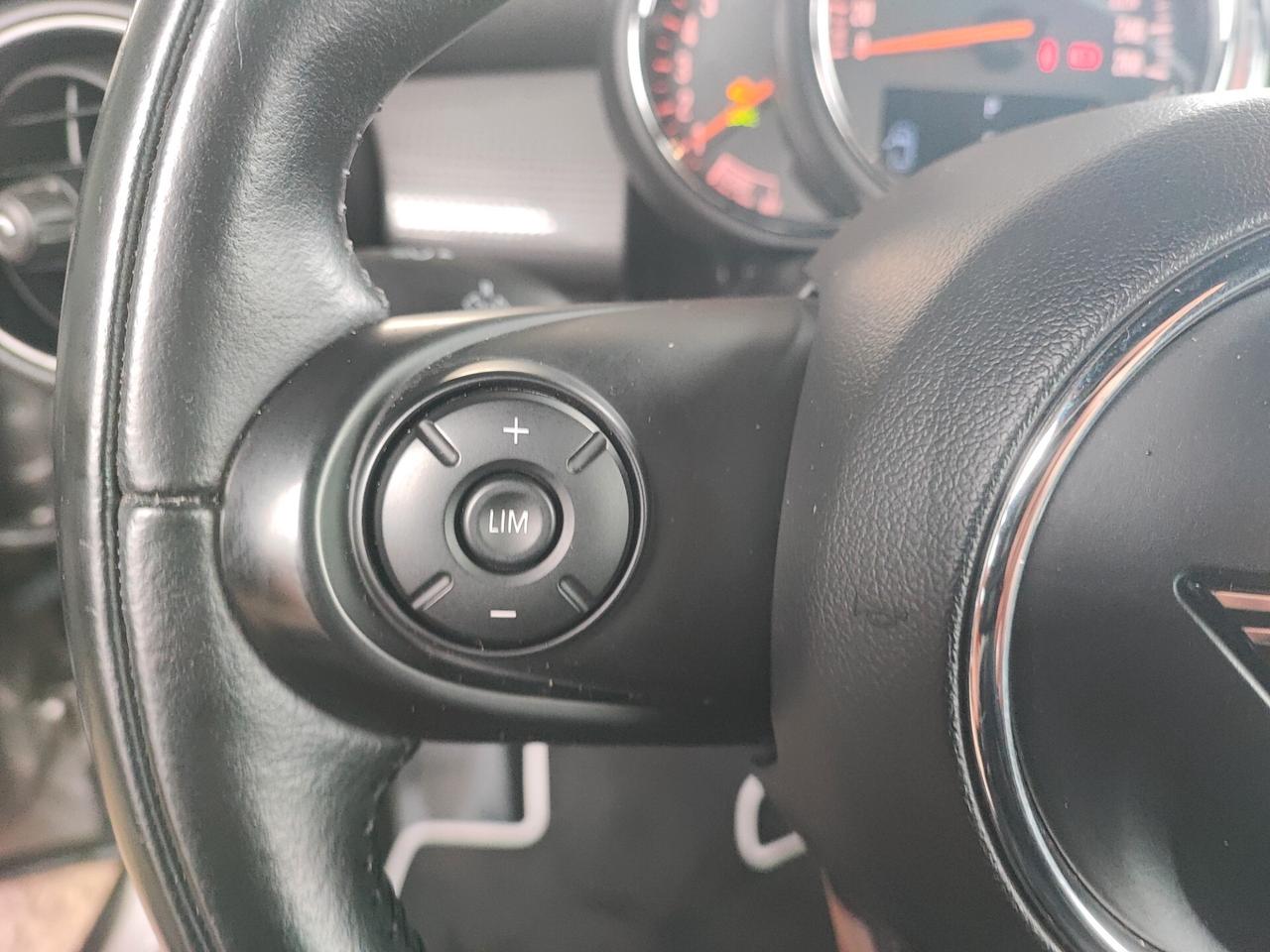 Mini 1.5 Cooper D Hype Cabrio